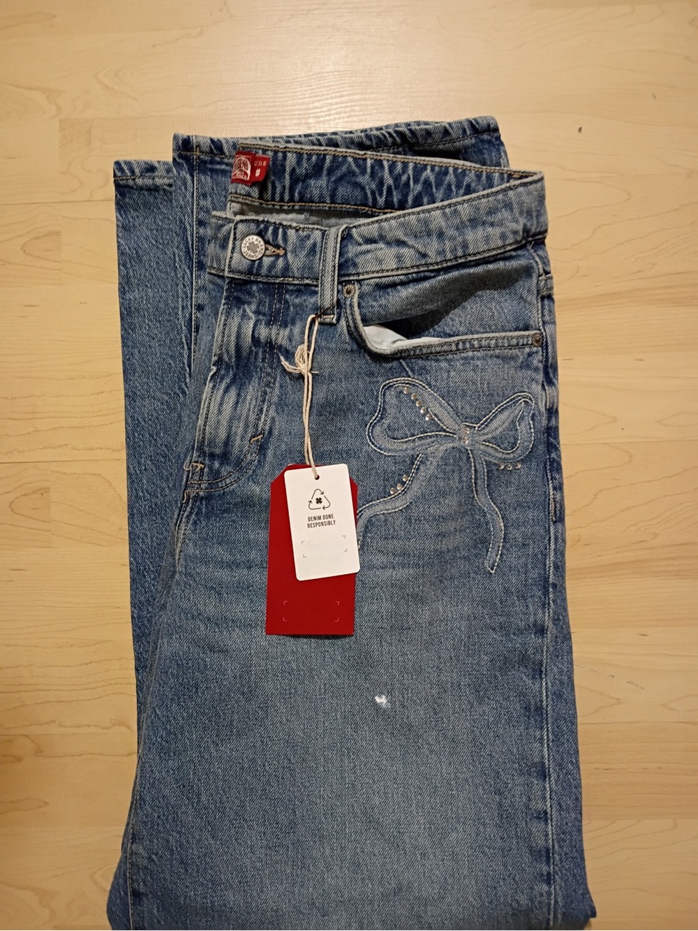Lucky Brand Light Blue Embroidered Bow Jeans